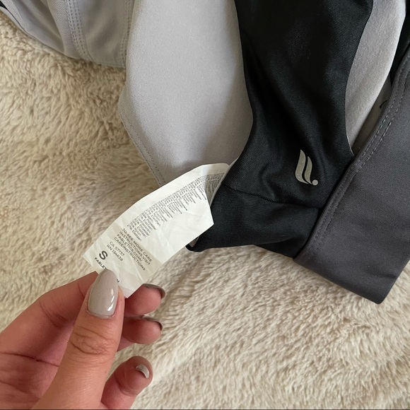 Fabletics Sports Bra - Picture 3 of 5